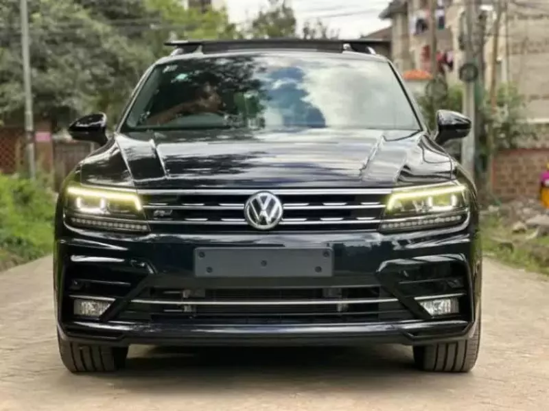 Volkswagen Tiguan   - 2020