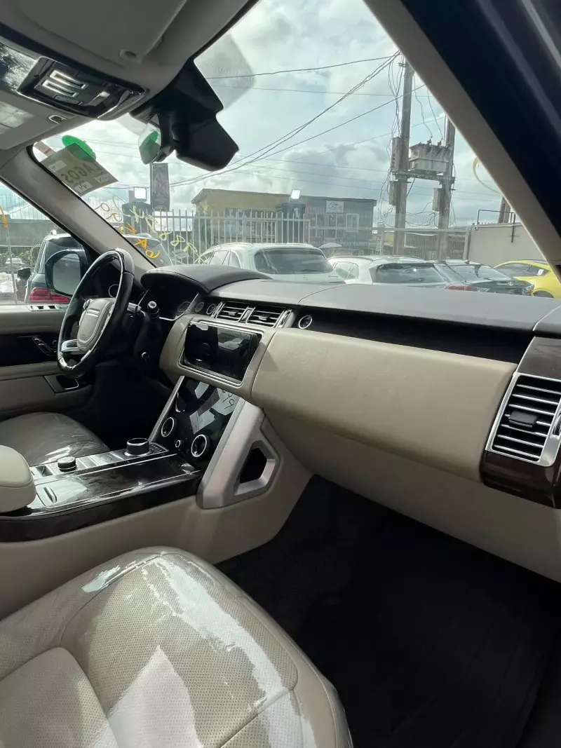 Land Rover Range Rover   - 2018
