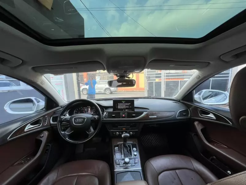 Audi A6   - 2012