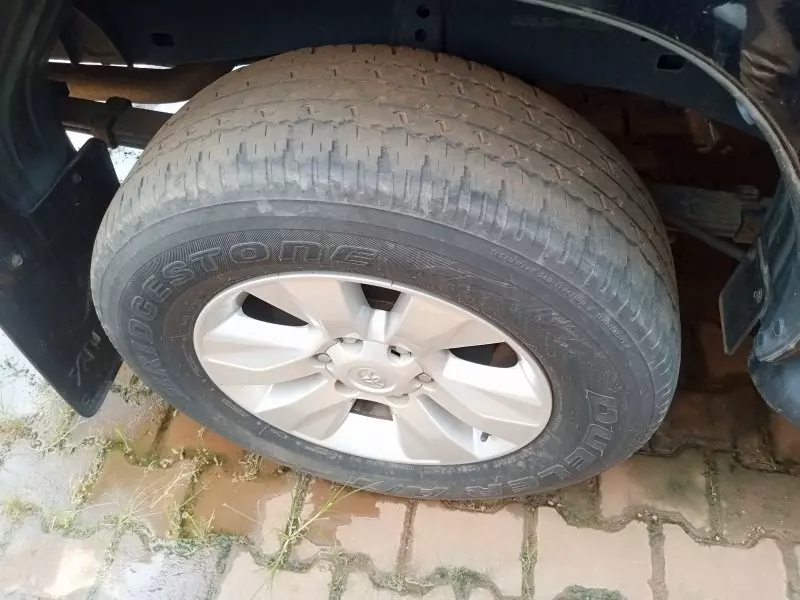 Toyota Hilux   - 2017