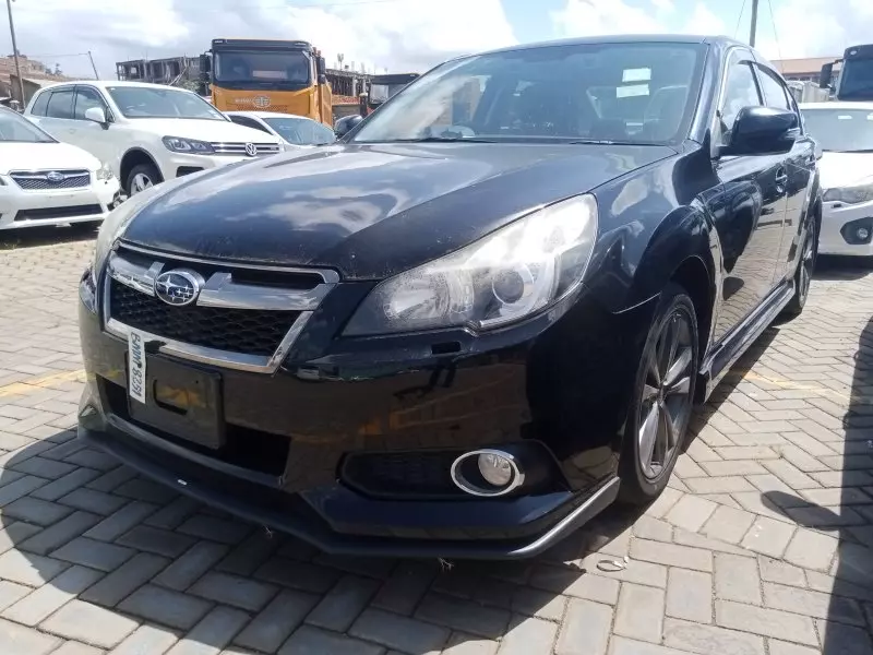 Subaru Legacy   - 2012