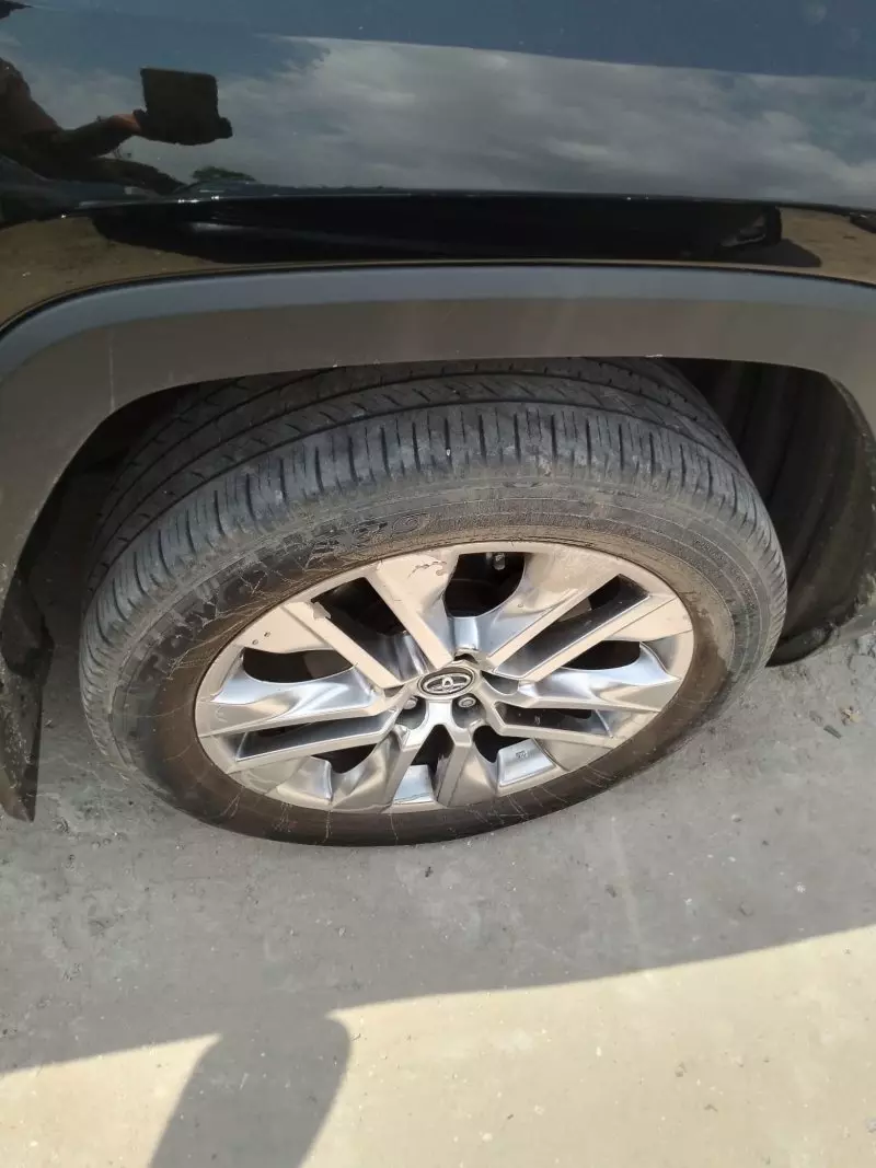 Toyota Rav 4 8AT 2.5l (Adventure Grade)   - 2020