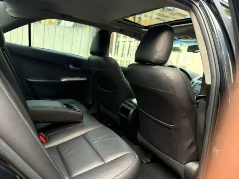 Toyota Camry   - 2013