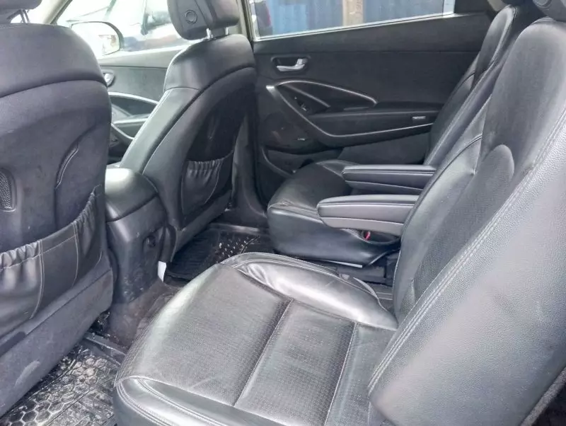 Hyundai Santa Fe   - 2014