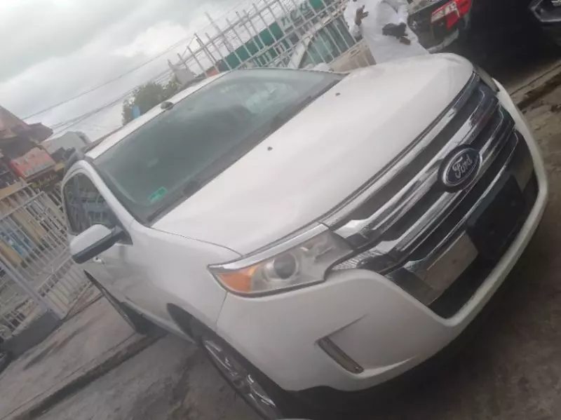 Ford Edge   - 2013