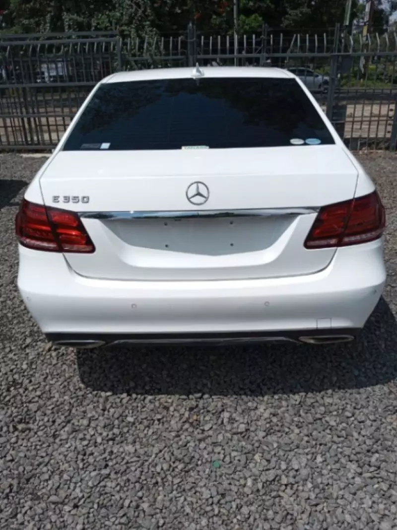 Mercedes-Benz E 350   - 2015