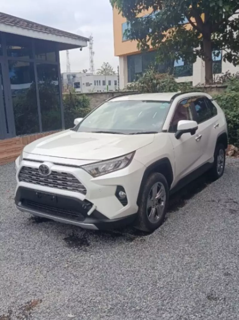 Toyota RAV4   - 2014