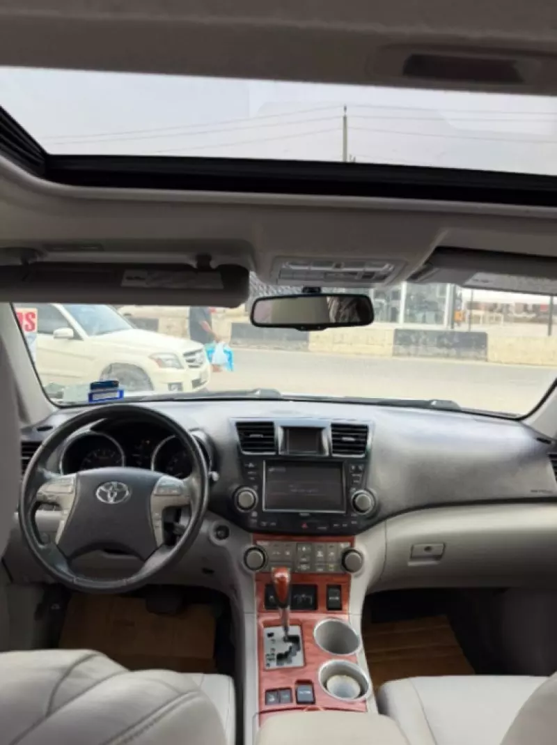 Toyota Highlander   - 2009