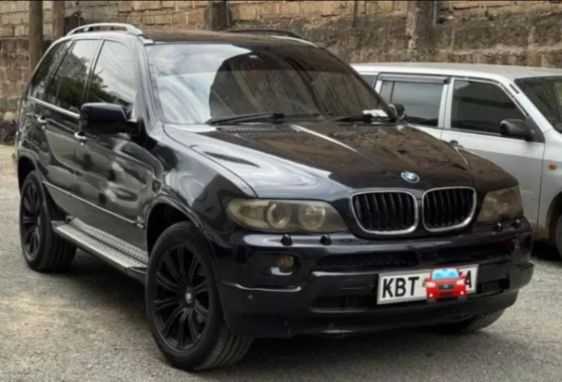 BMW X5   - 2005
