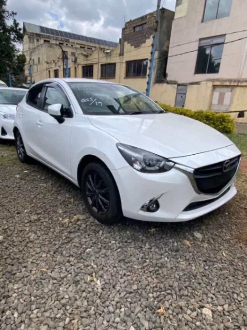 Mazda Demio    - 2018