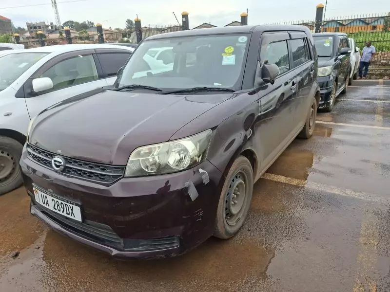 Toyota Rumion   - 2012