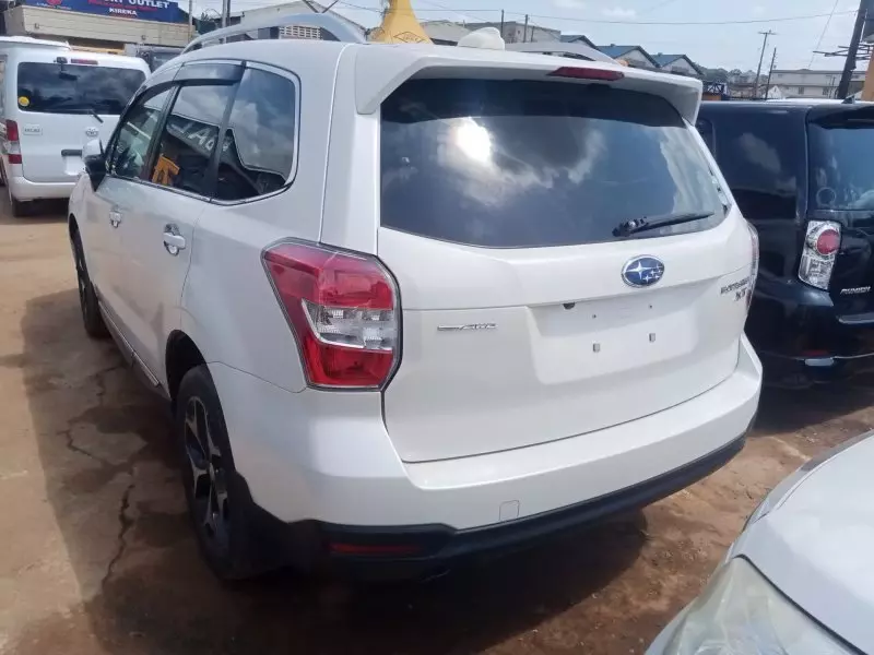 Subaru Forester   - 2015