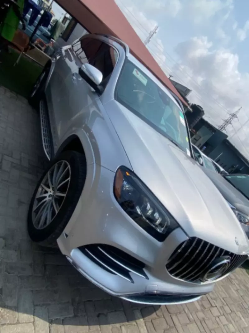 Mercedes-Benz GLE 580 - 2020