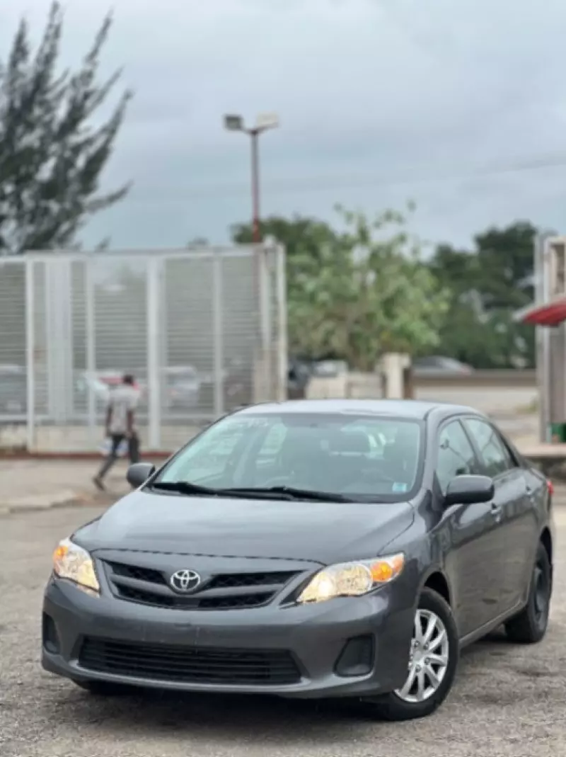 Toyota Corolla   - 2013