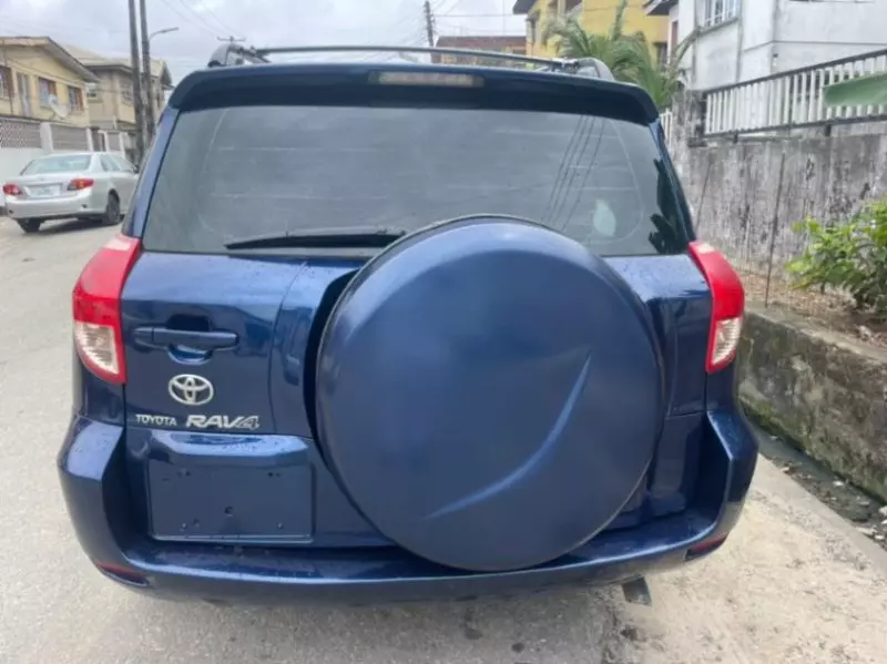 Toyota RAV 4   - 2008