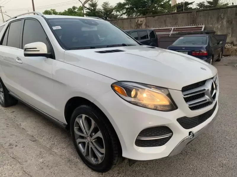 Mercedes-Benz GLE 350   - 2016