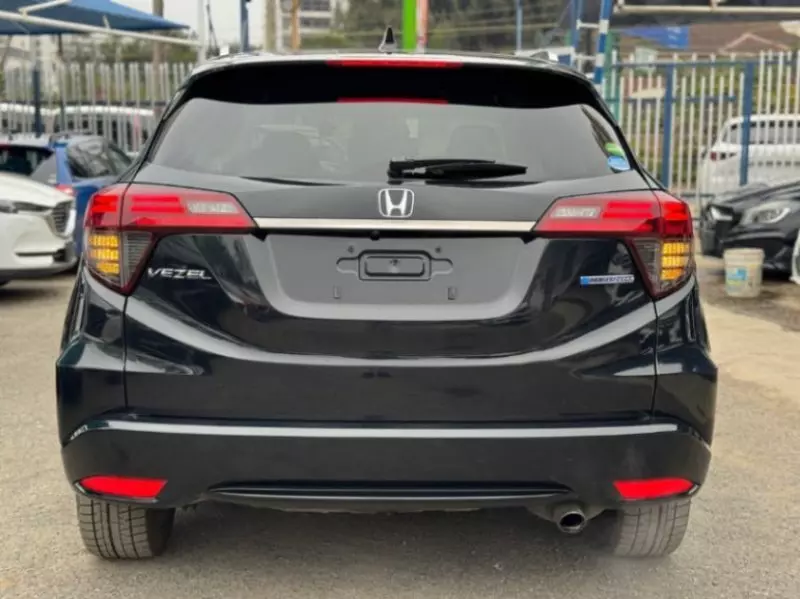 Honda Vezel    - 2018