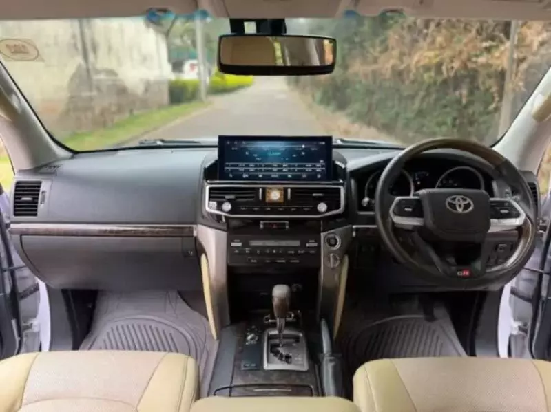 Toyota Land Cruiser   - 2008
