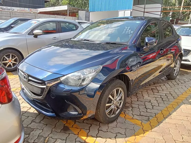 Mazda Demio   - 2017
