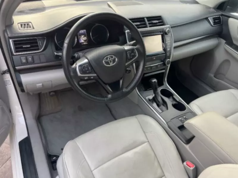 Toyota camry   - 2015