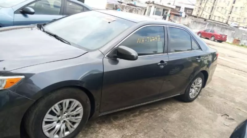 Toyota Camry   - 2016