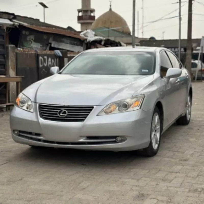 Lexus ES   - 2008