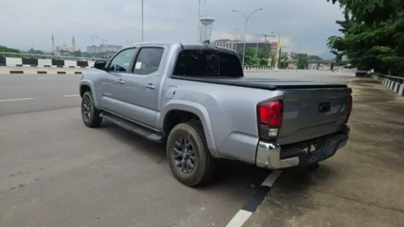 Toyota Tacoma