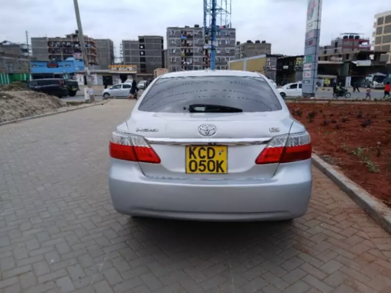 Toyota Premio    - 2008