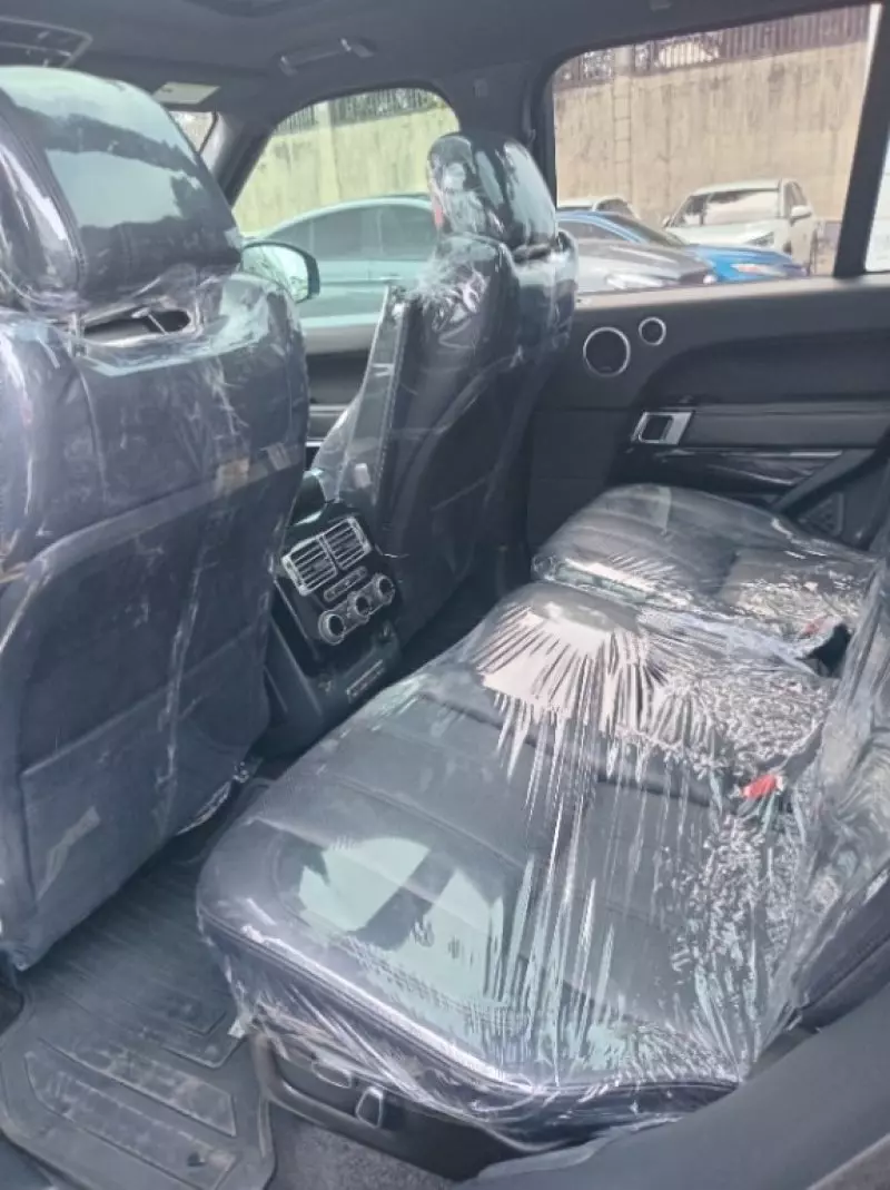 RANGE ROVER HSE LR4   - 2015