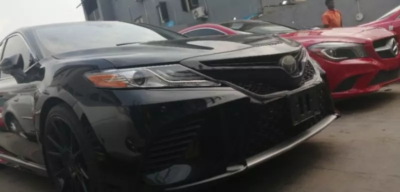 Toyota camry   - 2018