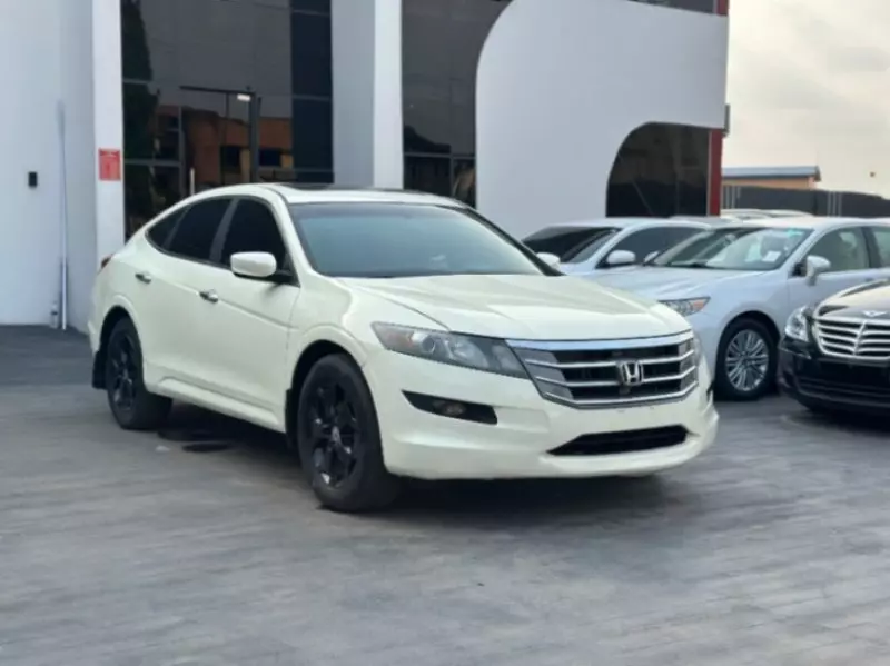 Honda Accord Crosstour   - 2011