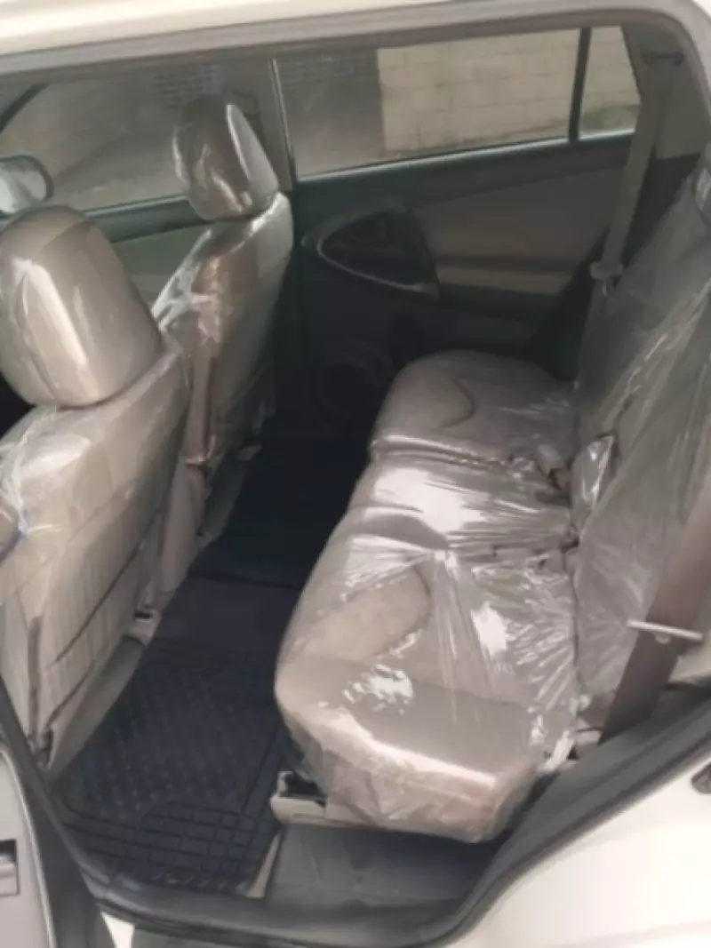 Toyota RAV4   - 2009