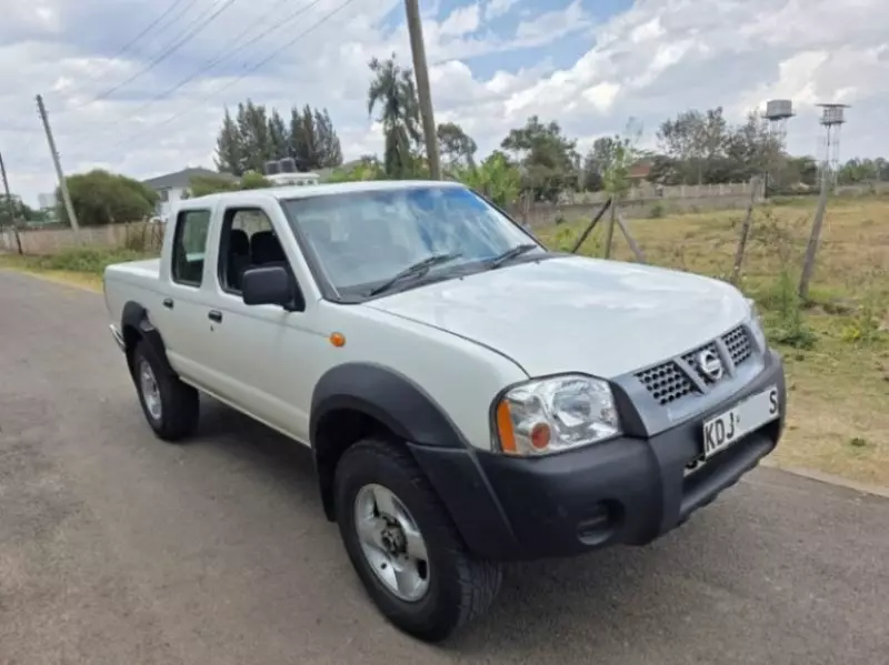 Nissan Sunny   - 2011