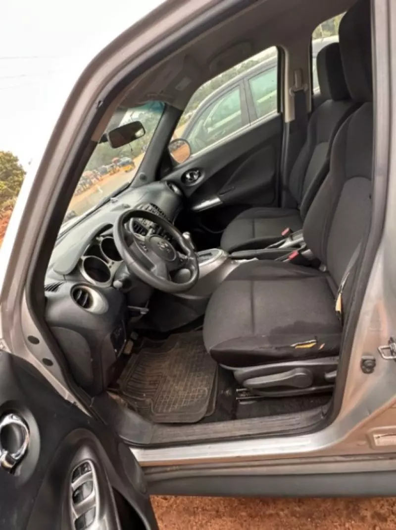 Nissan Juke   - 2012