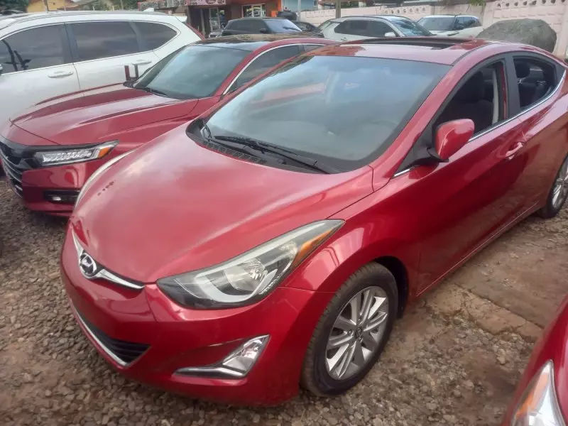 Hyundai Elantra   - 2014