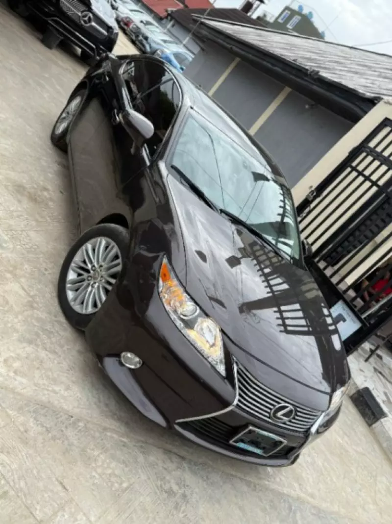 Lexus ES 350   - 2013