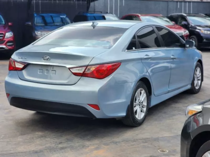 Hyundai Sonata - 2015