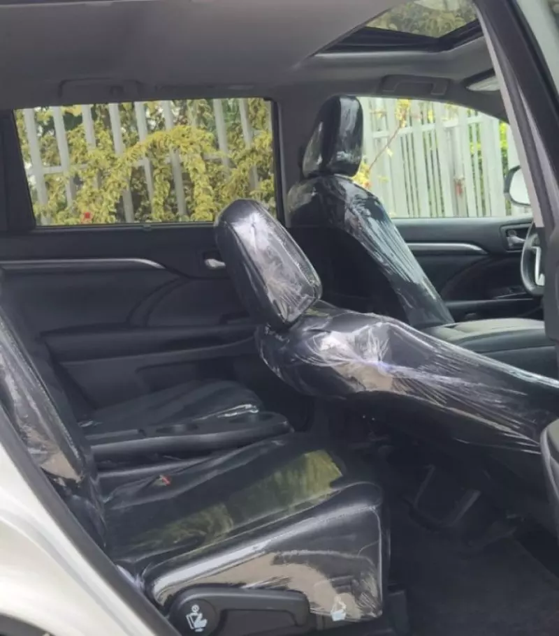 Toyota Highlander   - 2017