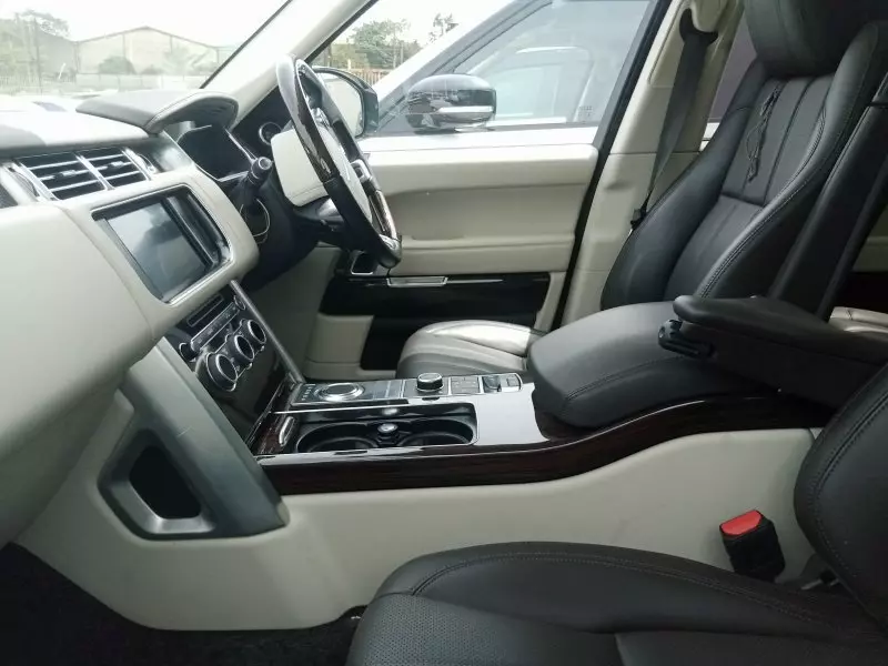 Land Rover Range Rover Vogue   - 2016
