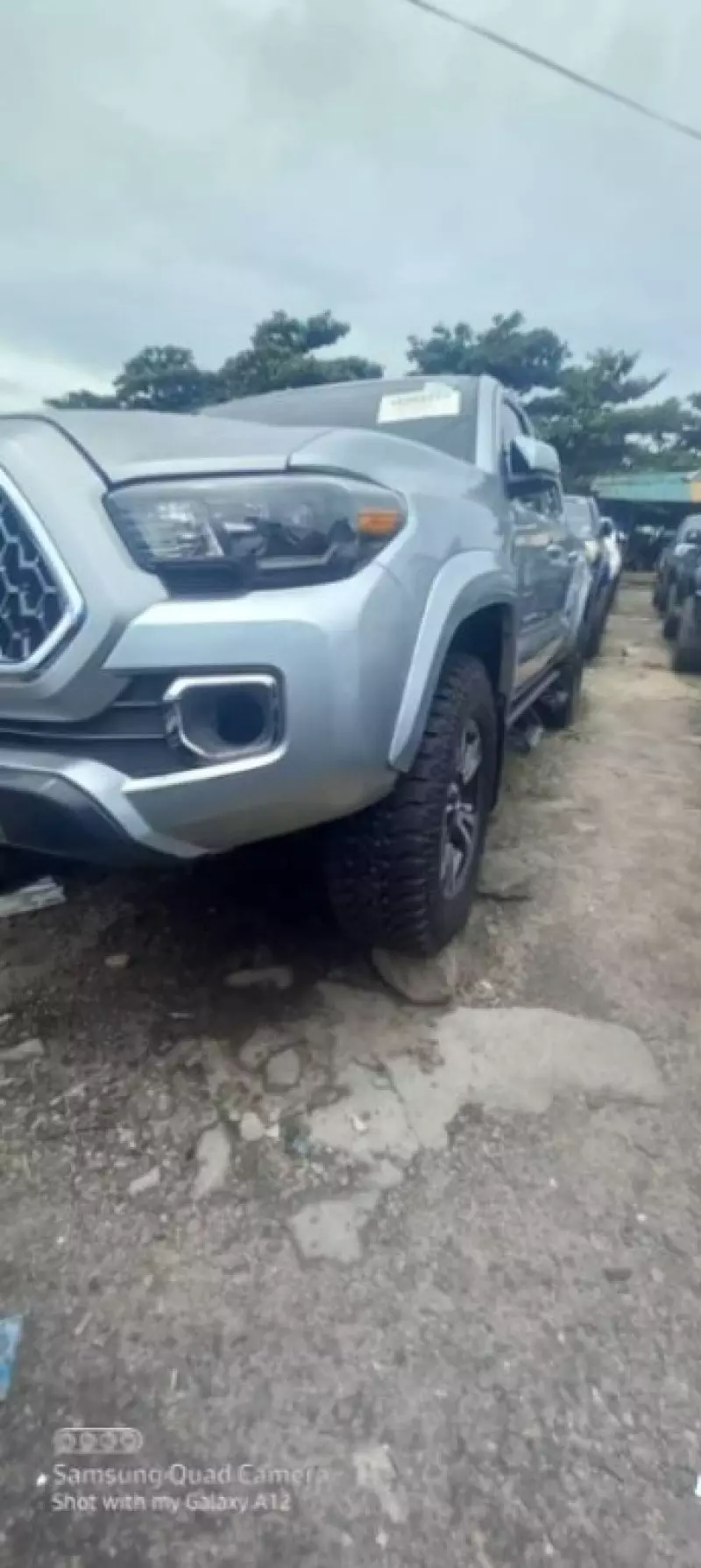 Toyota Tacoma   - 2017
