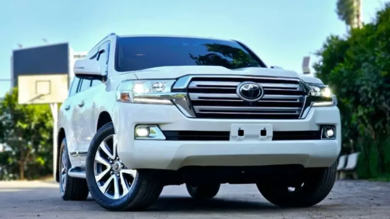 Toyota Land Cruiser V8   - 2020
