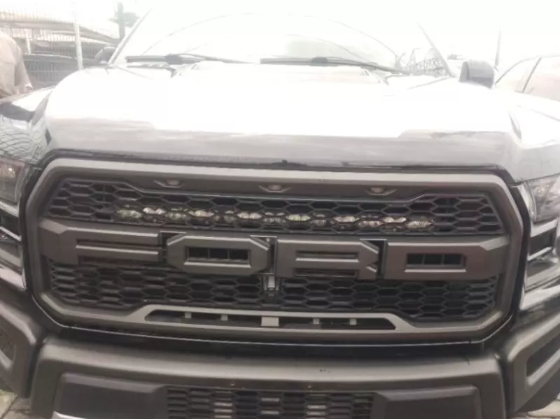 Ford Raptor   - 2019