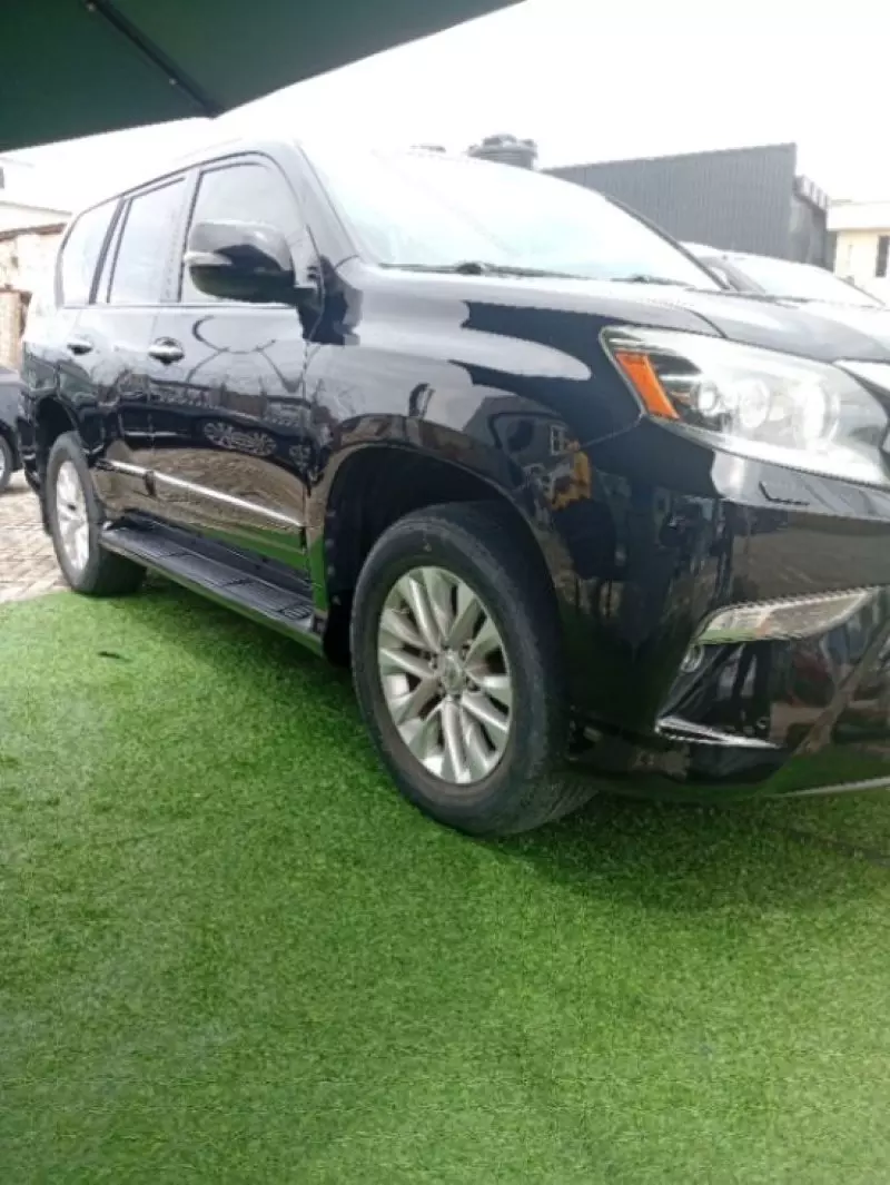 Lexus GX 460   - 2014