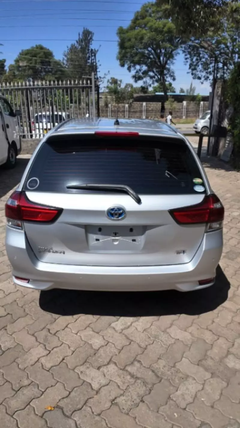 Toyota Fielder    - 2018