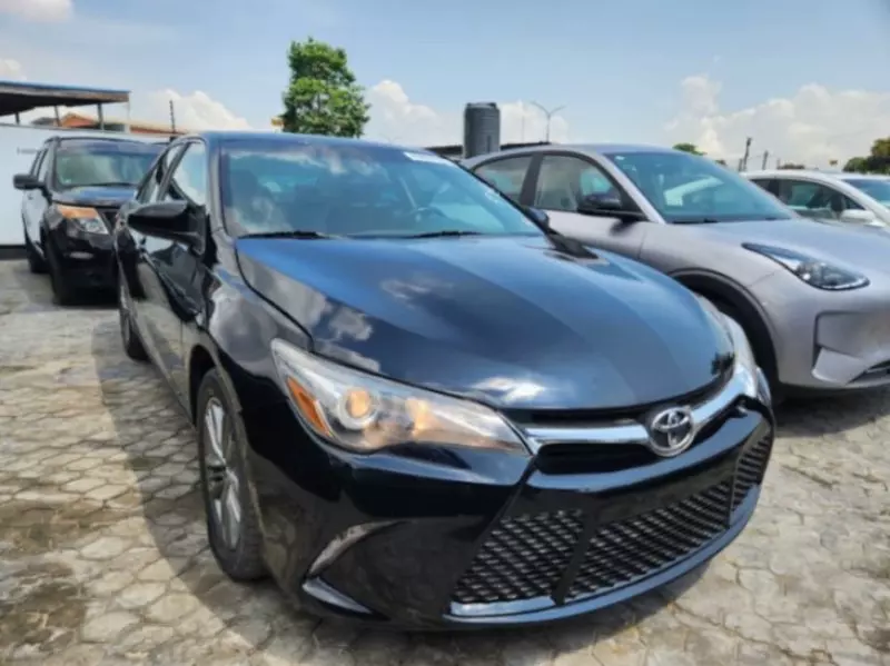 Toyota Camry   - 2017