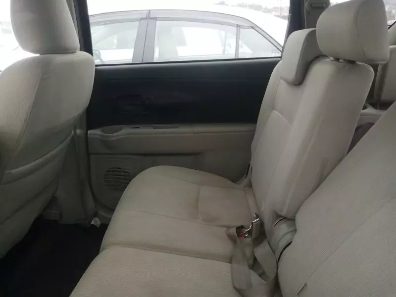Toyota Passo Sette   - 2010