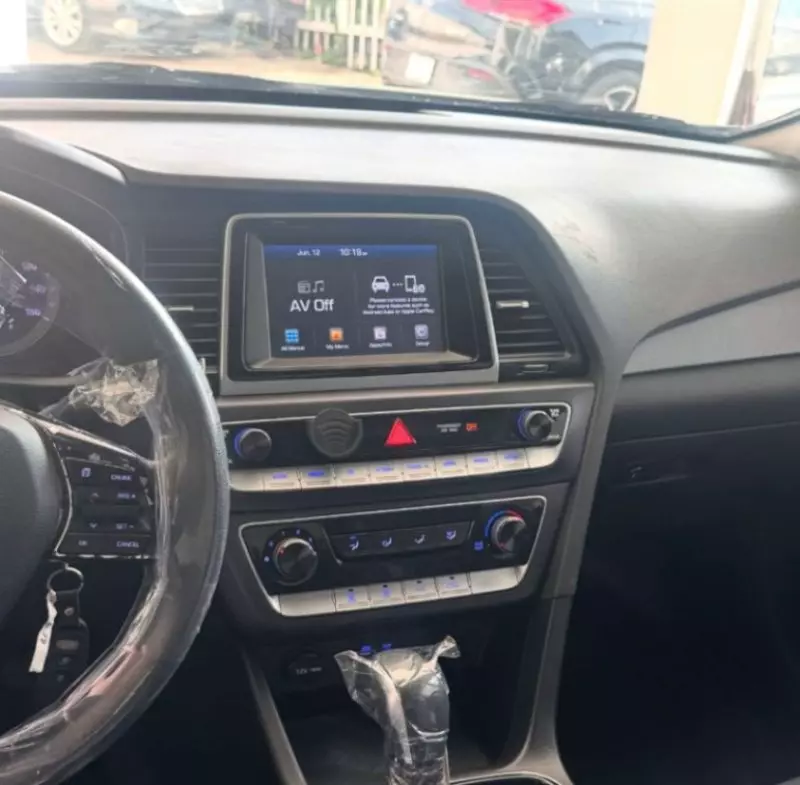 Hyundai Sonata   - 2018