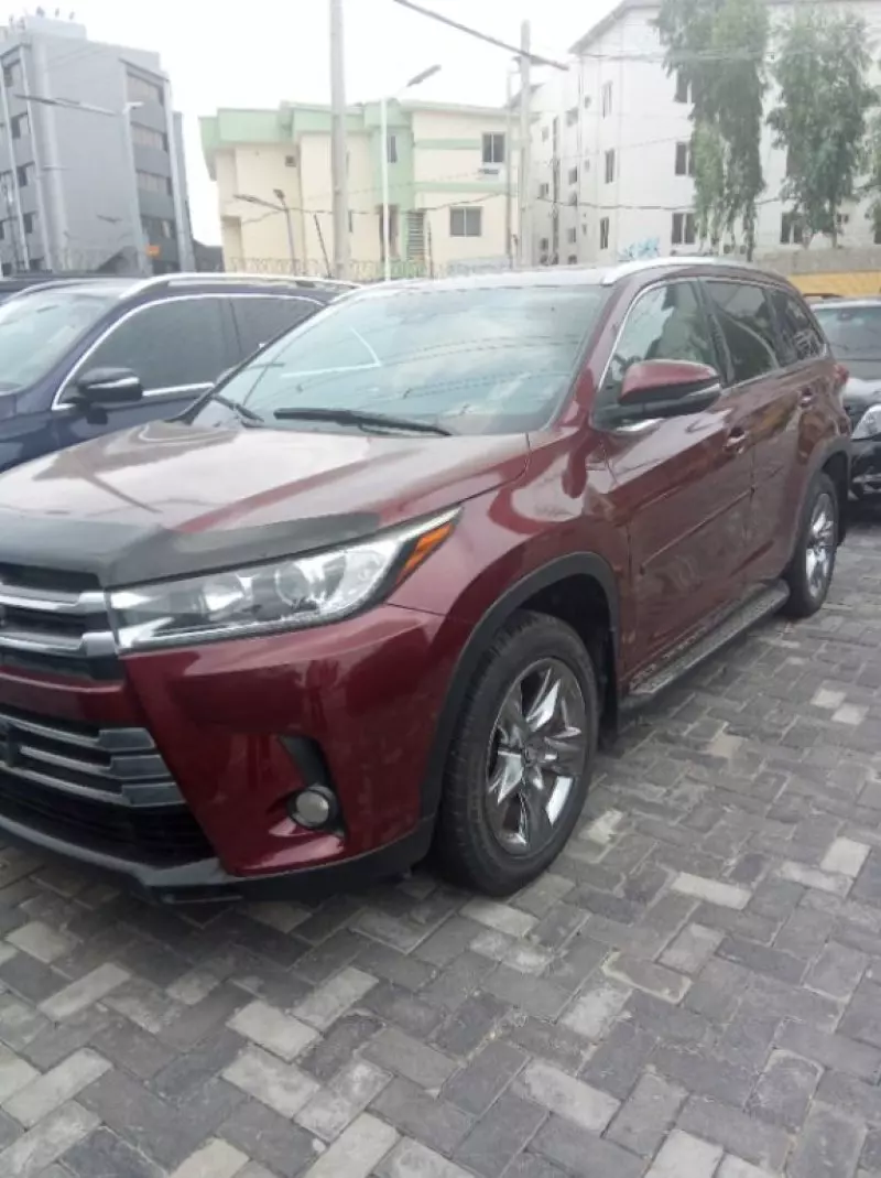 Toyota Highlander - 2017