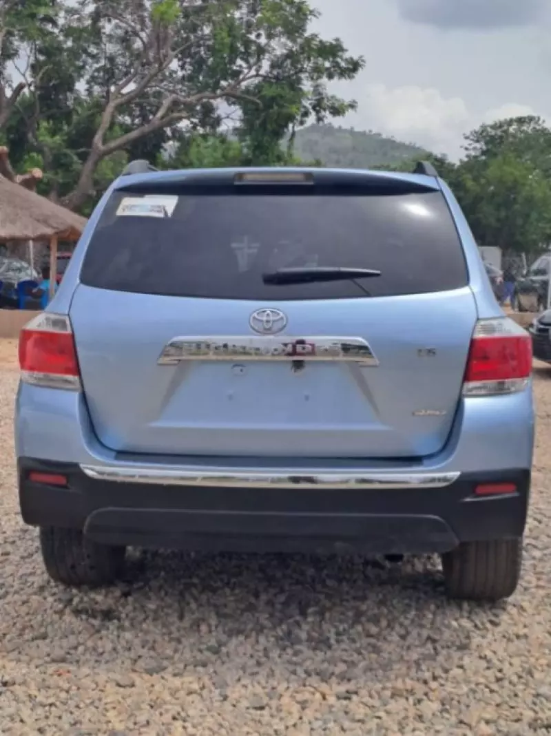 Toyota Highlander   - 2008
