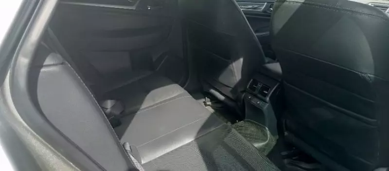 Subaru Outback   - 2015